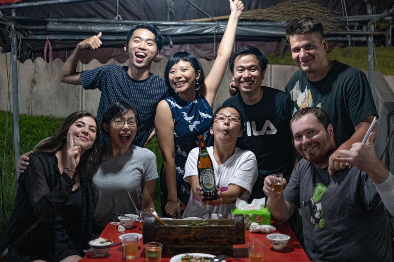 World Inn 窩二樓小客棧民宿 Хуалиен Сити Екстериор снимка
